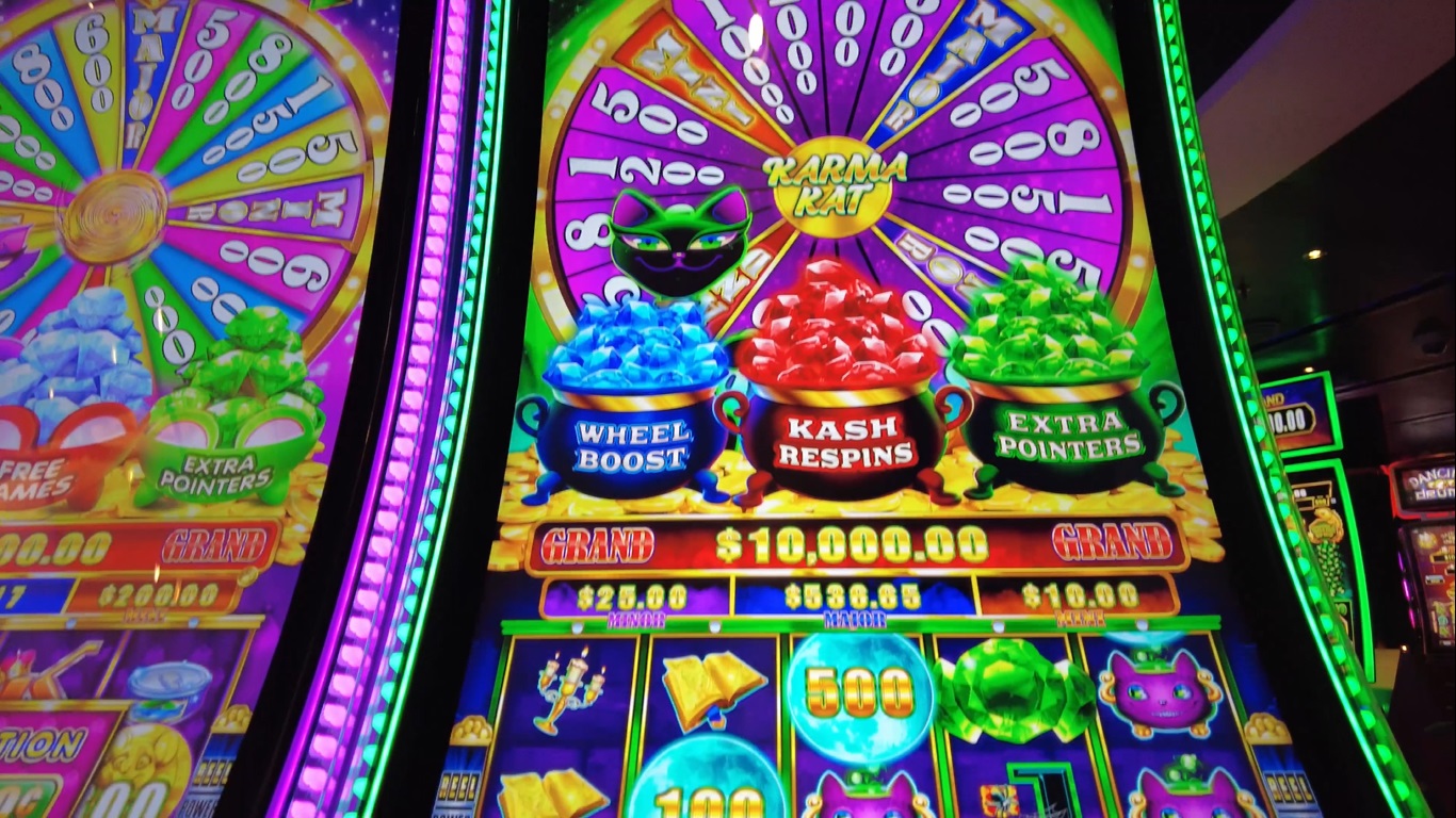 Cruise Ship Casino Games – First Time Playing Karma Kat Slot Game in the Carnival Vista Casino